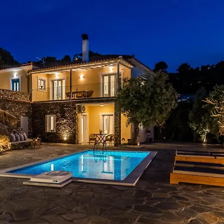 Ifigeneia με πισίνα και υπέροχη θέα