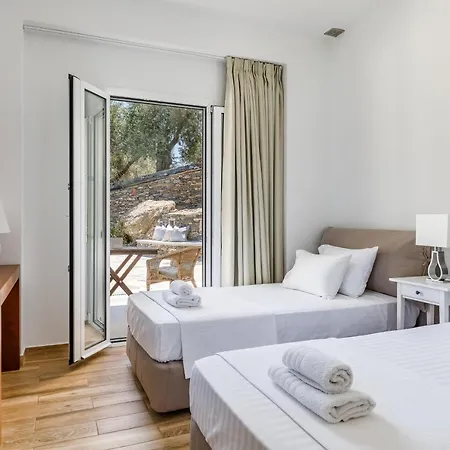 Ifigeneia με πισίνα και υπέροχη θέα * 스코펠로스 타운