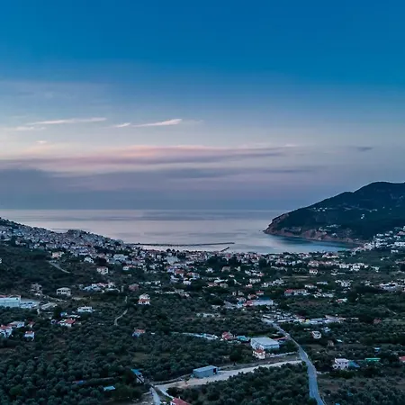 Ifigeneia με πισίνα και υπέροχη θέα 빌라