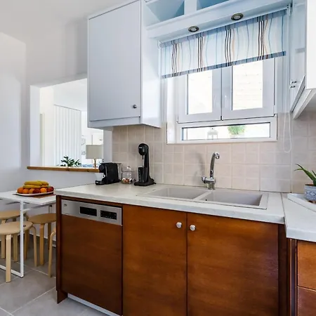 Ifigeneia με πισίνα και υπέροχη θέα 스코펠로스 타운