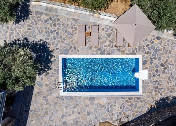Ifigeneia με πισίνα και υπέροχη θέα Villa Città di Skopelos