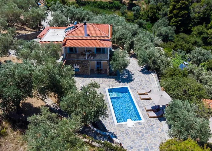 Villa Ifigeneia με πισίνα και υπέροχη θέα