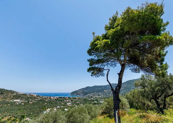 Villa Ifigeneia με πισίνα και υπέροχη θέα *