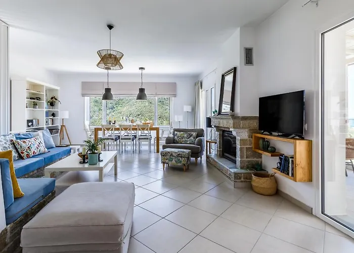 Ifigeneia με πισίνα και υπέροχη θέα Villa