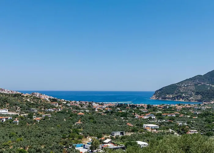 Villa Ifigeneia με πισίνα και υπέροχη θέα Città di Skopelos